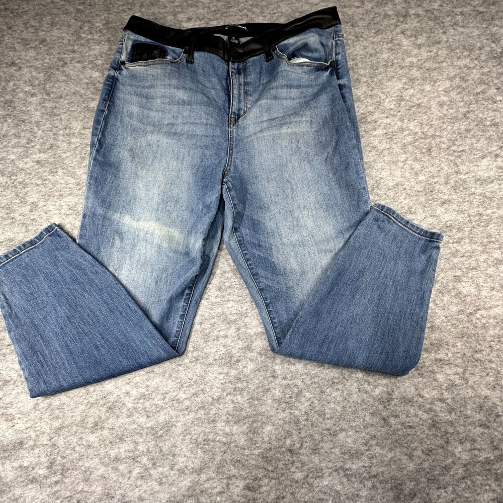 Fashion Nova Womens‎ Jeans Size 16 Vintage Faux Leather Waist Straight Leg